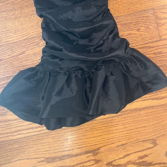 Do+Be Ruched Strapless Black Bubble Hem Cocktail Mini Dress Size Small - Picture 4 of 9
